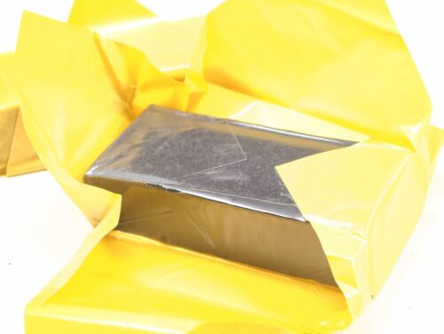 Klej Termotopliwy póltwardy kostka 0,5kg do wtryskarki